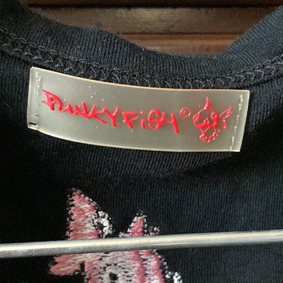 Punky Fish Tank Top - Picture 10 of 10